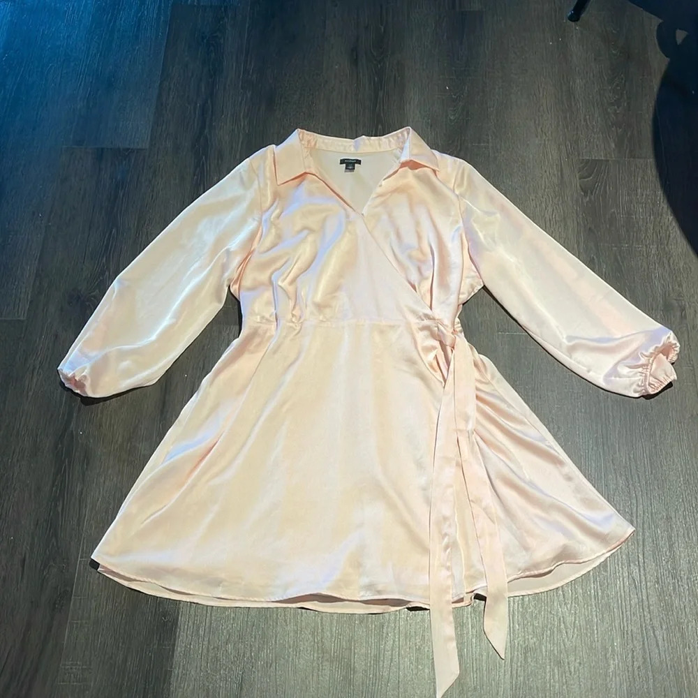Halogen Light Pink Satin Faux Wrap Long Sleeve Shirt Dress - Picture 4 of 14